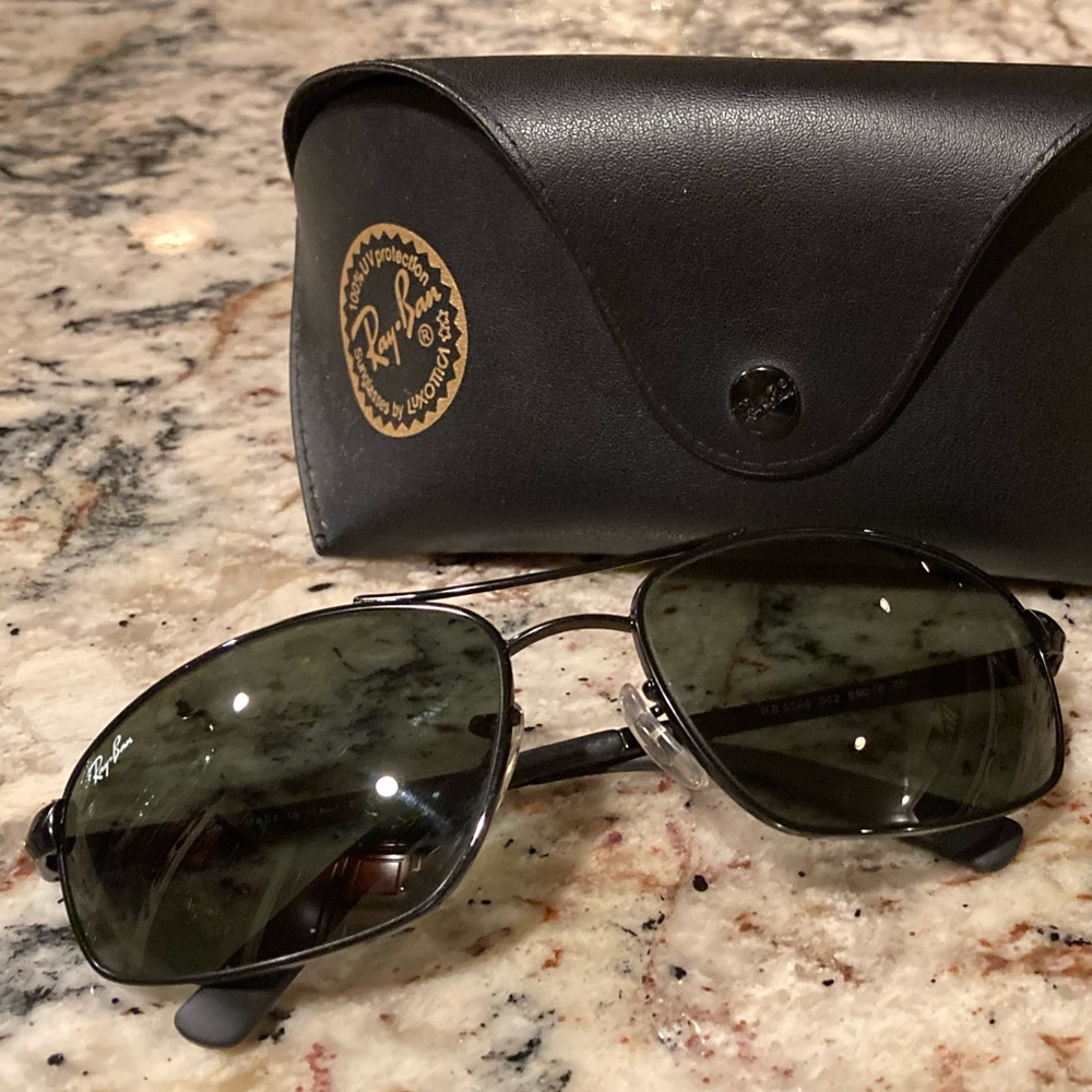Ray-Ban RB 3360 Sunglasses
